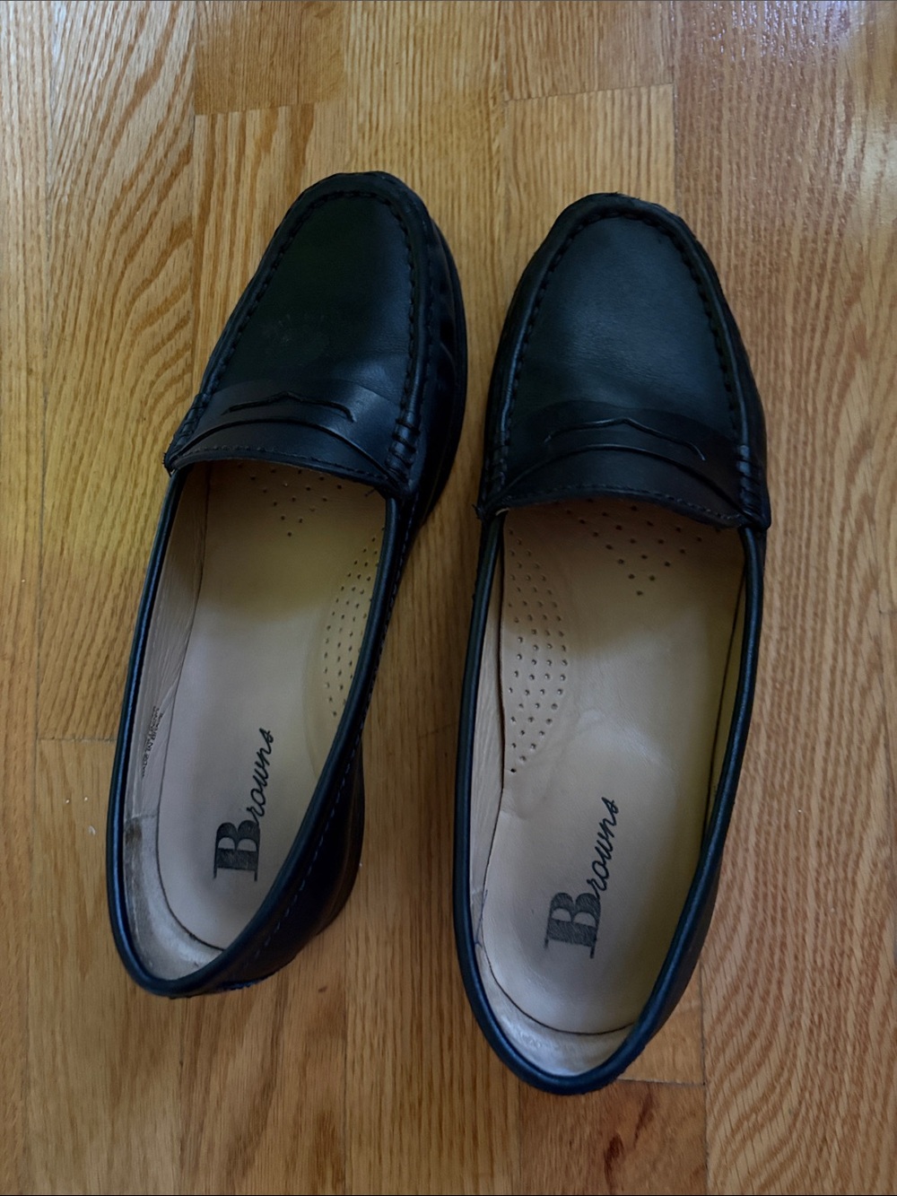 Browns black leather loafers size 7